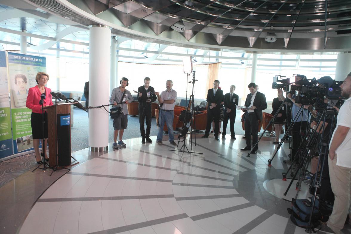 Foreign Minister Julie Bishop launches the new Smartraveller advertising campaign encouraging Australians to make informed travel choices and to travel smarter. 28 November 2013
Photo: Jason McCormack