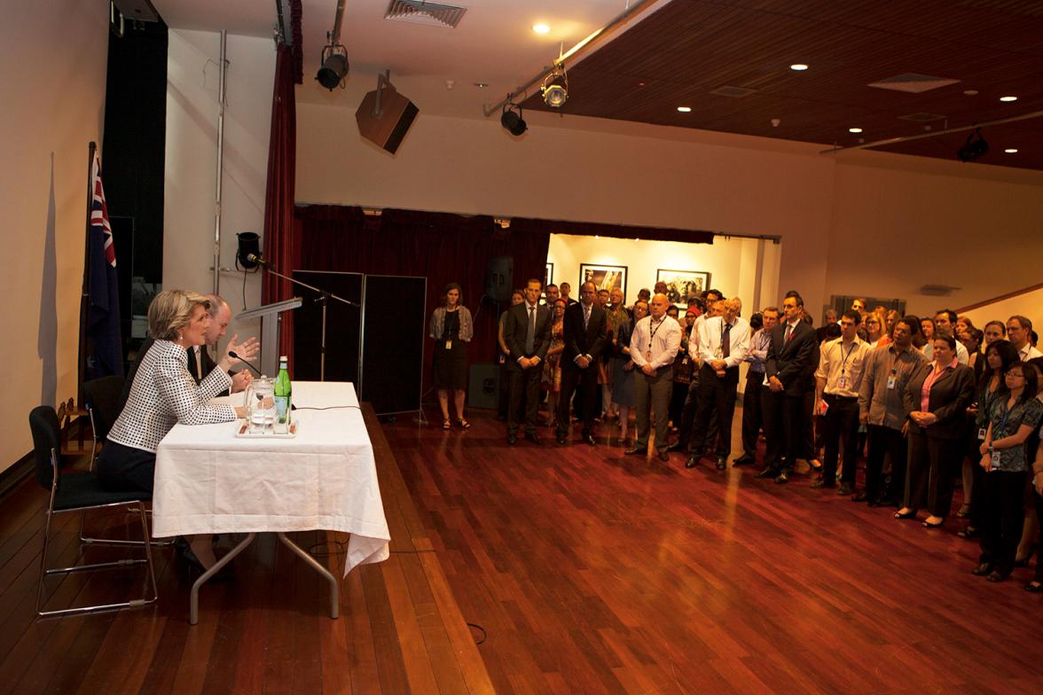 Foreign Minister Julie Bishop meets with embassy staff in Jakarta. 5 December 2013.