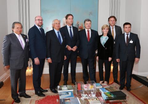 Foreign Minister Julie Bishop at a meeting of MH17 JIT Leaders. 29 September 2015.