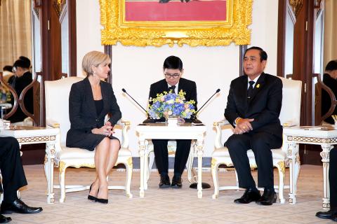 Foreign Minister Julie Bishop meets Thai Prime Minister, His Excellency General Prayut Chan-o-cha at Thai Government House to strengthen bilateral relations between the two countries. Thailand, Bangkok, 4 August 2017.