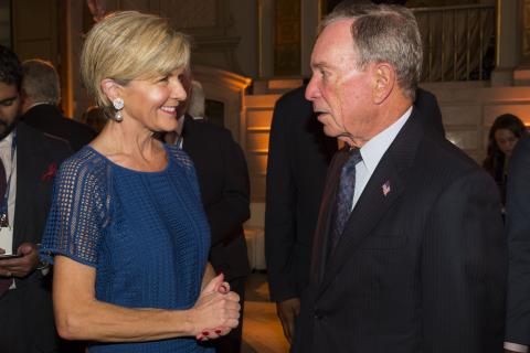 Foreign Minister Julie Bishop meets with Mr Mike Bloomberg, Founder of Bloomberg LP and Bloomberg Philanthropies, and 108th Mayor of New York City, on 20 September 2017 at the Bloomberg Global Business Forum Leaders’ Breakfast.