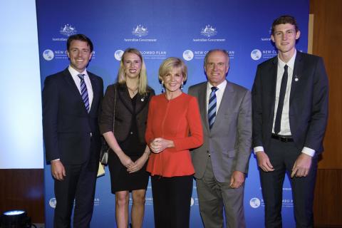 Foreign Minister Julie Bishop with (L-R) Senator Jonathan Duniam, Freja Svendsgaard, University of Tasmania, Senator Abetz, Blair Fazackerley, University of Tasmania,