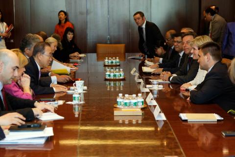 Visit to New York by Minister for Foreign Affairs Julie Bishop, 29 July 2015. Minister Julie Bishop and representatives of Malaysia Belgium, Ukraine, and the Netherlands, members of the Joint Investigative Team (JIT) Minister's Caucus into the downing of