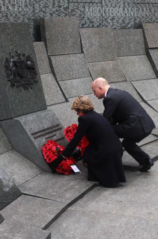 Wreath laying ceremony at the Australian War Memorial, Hyde Park Corner, London, on 11 March 2014, during AUKMIN. Front, L to R: UK Foreign Secretary William Hague, Foreign Minister Julie Bishop. Behind L to R: Defence Minister David Johnston, UK Defence 