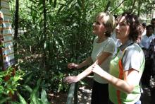Foreign Minister Bishop at the Port Moresby Nature Park.