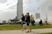 Australian Foreign Minister Julie Bishop and Ambassador to the UN Gillian Bird walk between meetings at UN Headquarters in New York, Monday, September 28, 2015. photo by Trevor Collens/DFAT