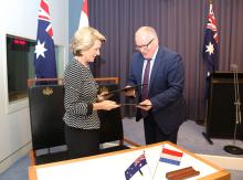 Foreign Minister Bishop and Netherlands Foreign Minister Timmermans at a media conference to mark the signing of the Declaration of Intent. 27 February 2014.