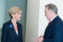 Foreign Minister Julie Bishop meets with Etihad CEO James Hogan