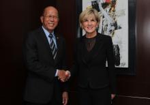 Foreign Minister Julie Bishop meeting with Philippine Secretary for Defence Delfin Lorenzana, Manila, 5 August 2017.